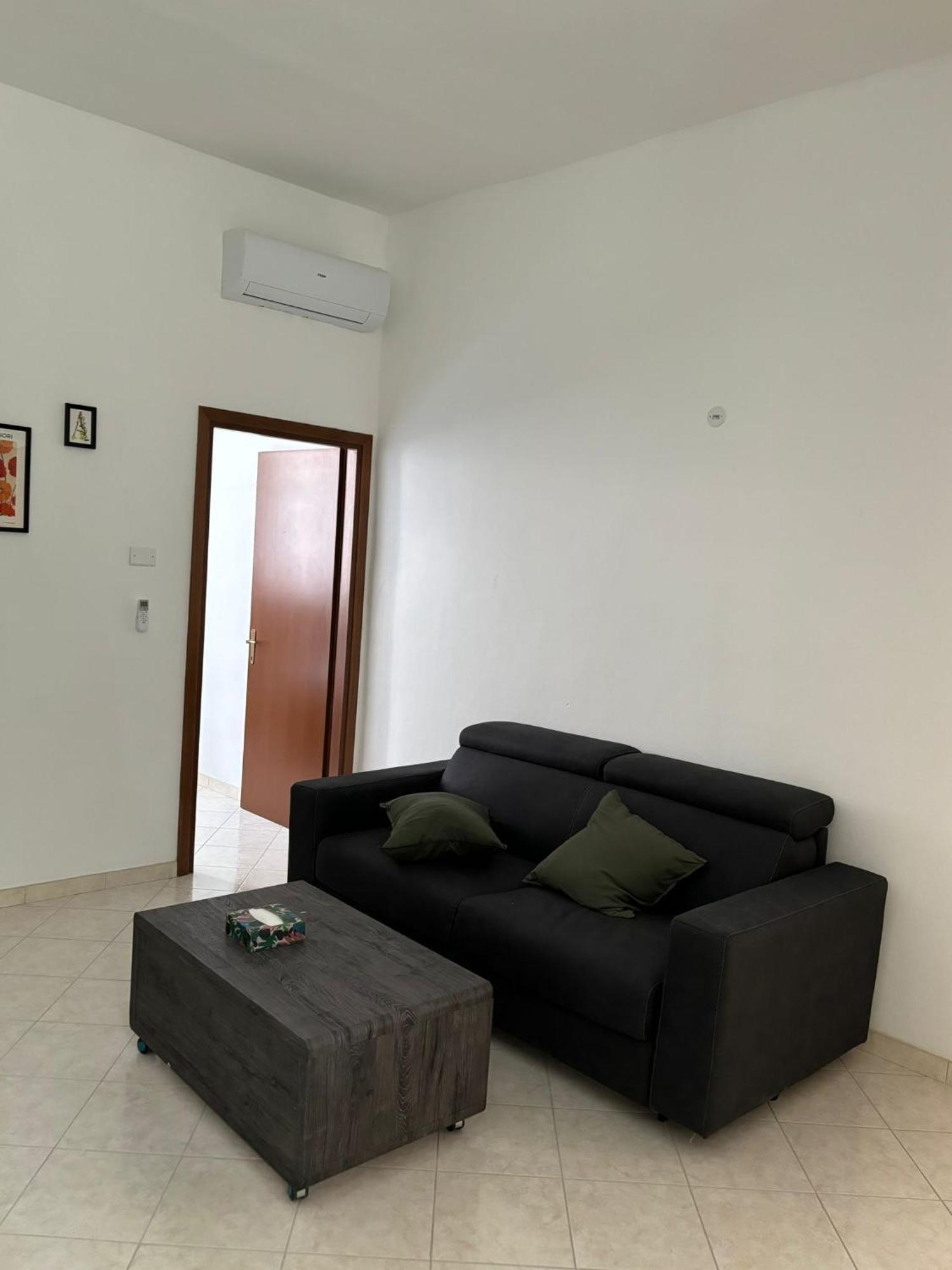 Fiore Apartments Fiorenzuola dʼArda Екстериор снимка